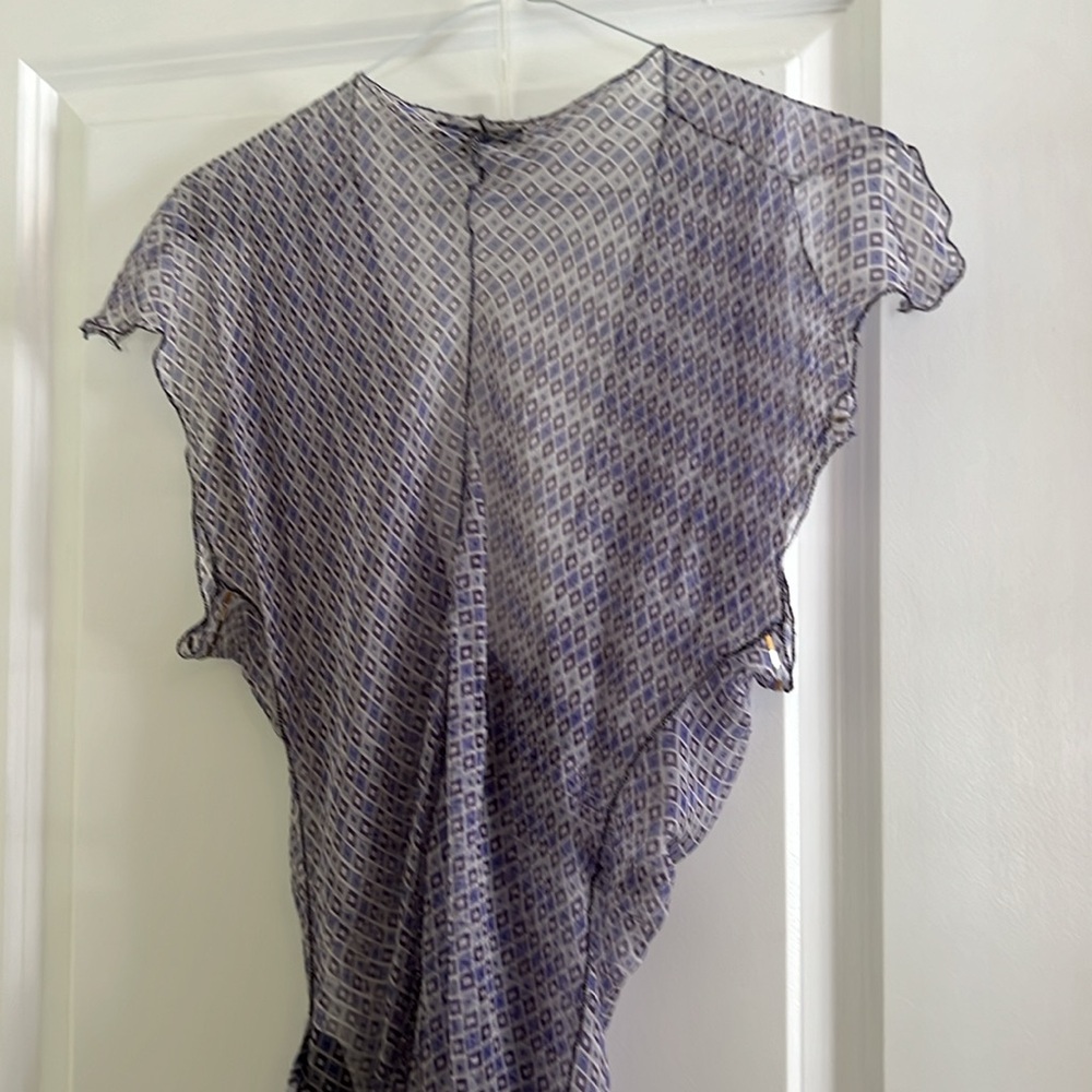 Rozae Nichols blouse with gold accents - Picture 2 of 7